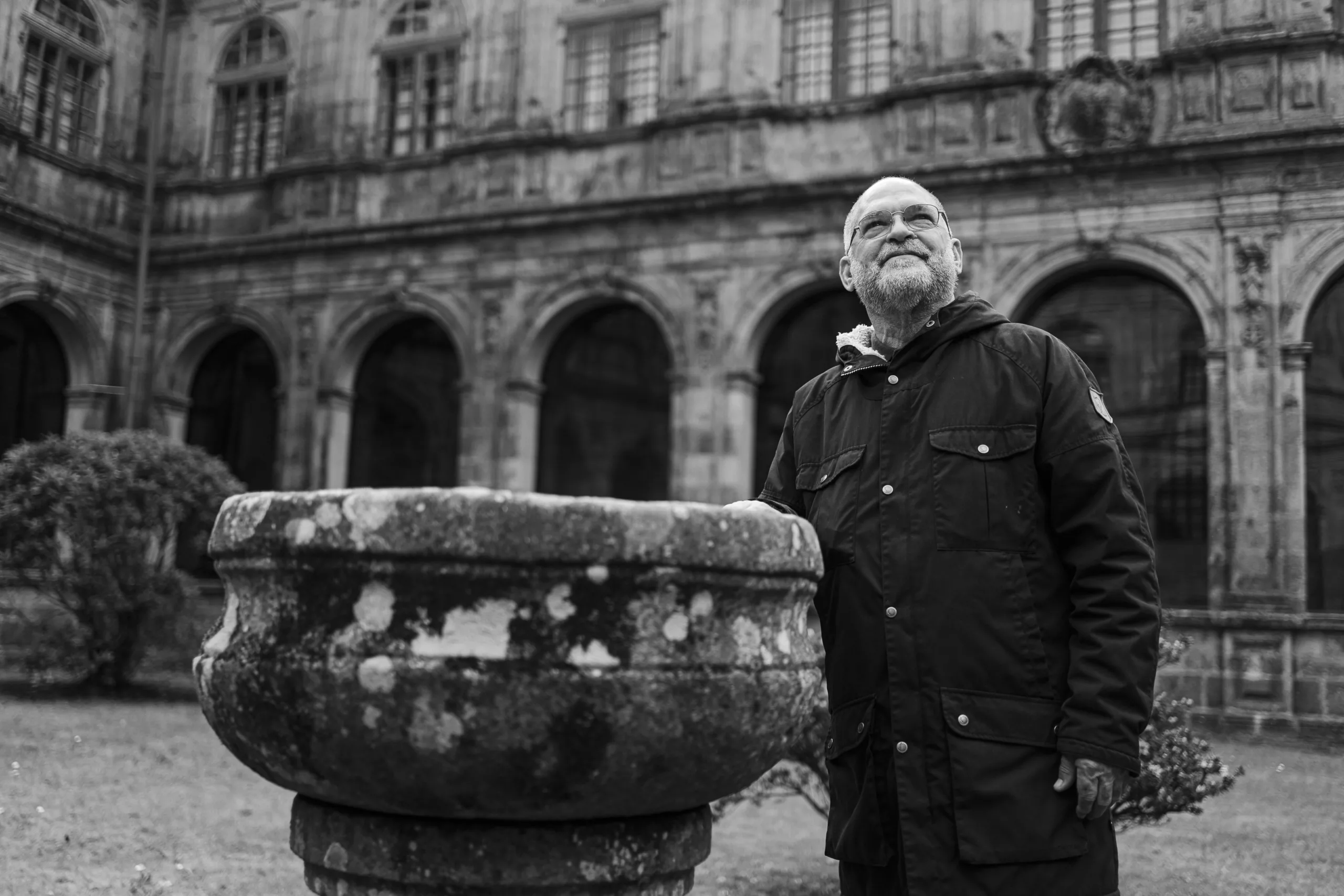 Esta imaxe ten o atributo alt baleiro; o seu nome de arquivo é Rafael-Rodriguez-Rivera-A-MEMORIA-NA-PEL-2025-Oscar-Gorriz-6980-scaled.webp